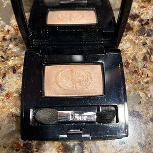 Dior eyeshadow